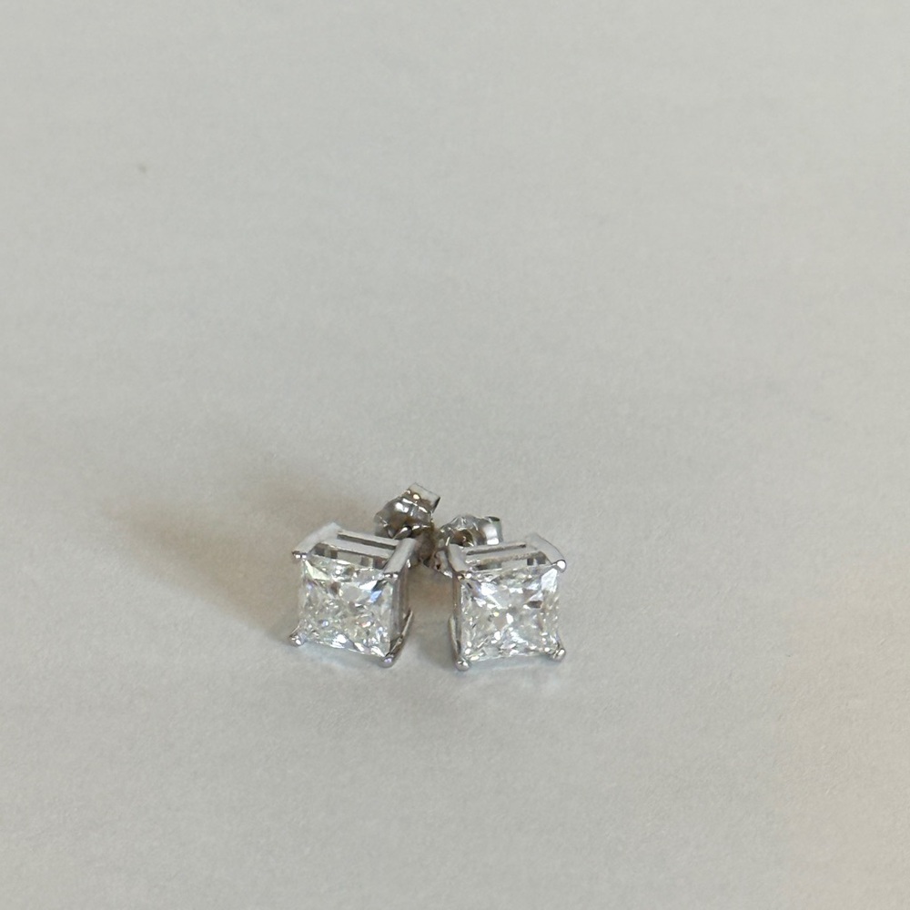 COPY - Elegant 14k white gold large 2 carat + lab diamond certified solitaire s… - Picture 7 of 9